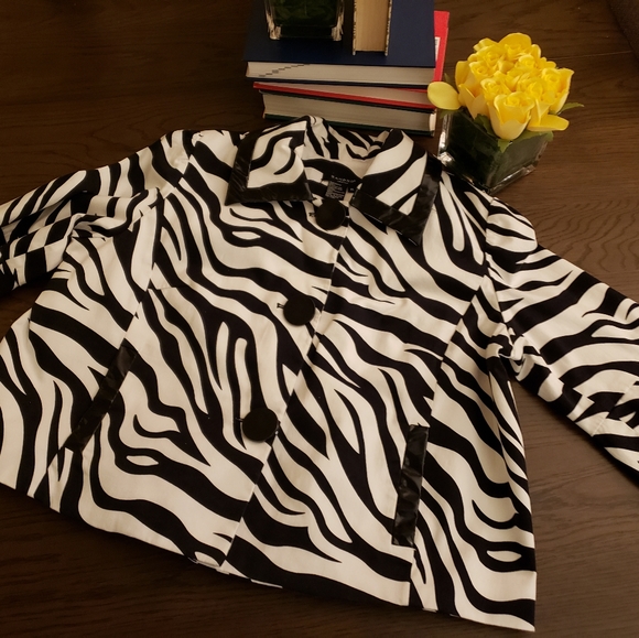 🛍Sandro Sportwear Cropped Jacket - Picture 12 of 16